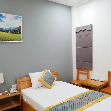 Khach San Center Quy Nhon Hotel Exterior photo