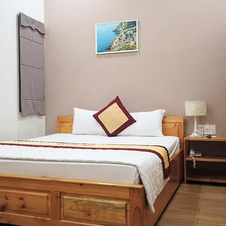 Khach San Center Quy Nhon Hotel Exterior photo