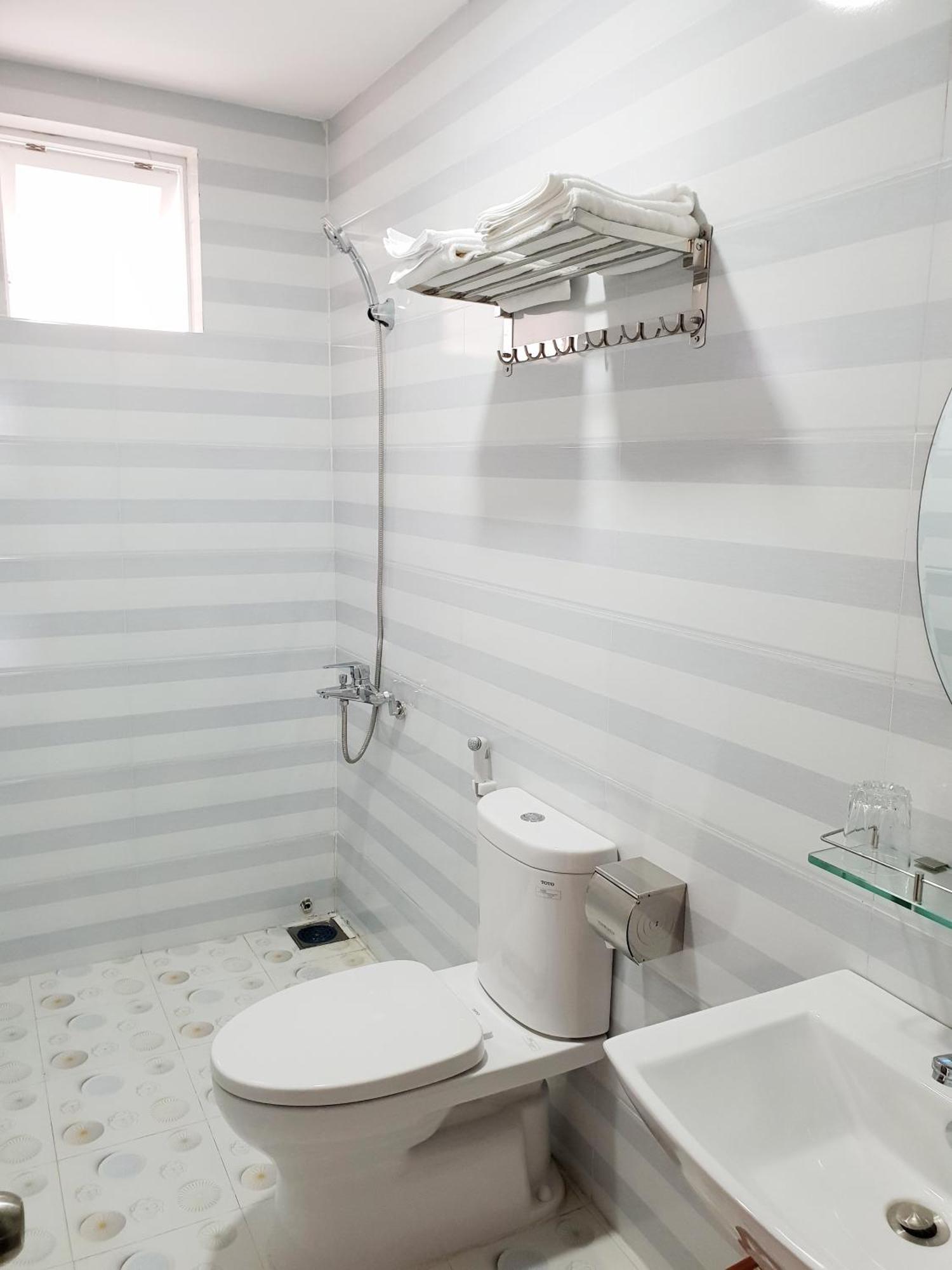 Hotel Khach San Center Quy Nhơn