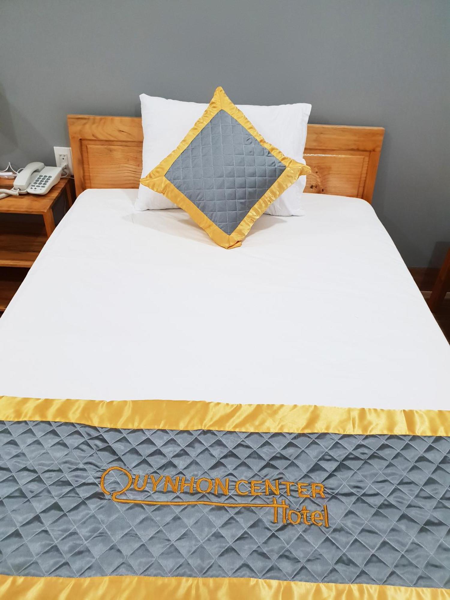 Khach San Center Hotel 2*